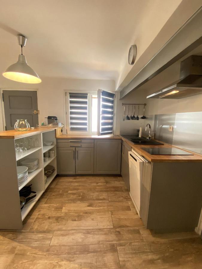 La Cle Maison De Ville, Clim, Wifi A La Bayore 耶尔 外观 照片