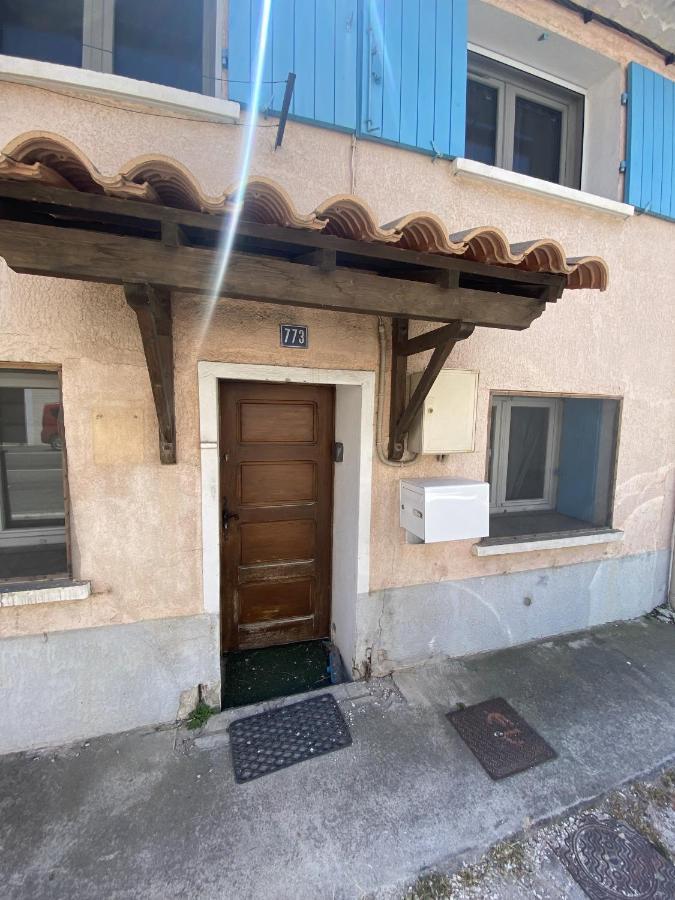 La Cle Maison De Ville, Clim, Wifi A La Bayore 耶尔 外观 照片